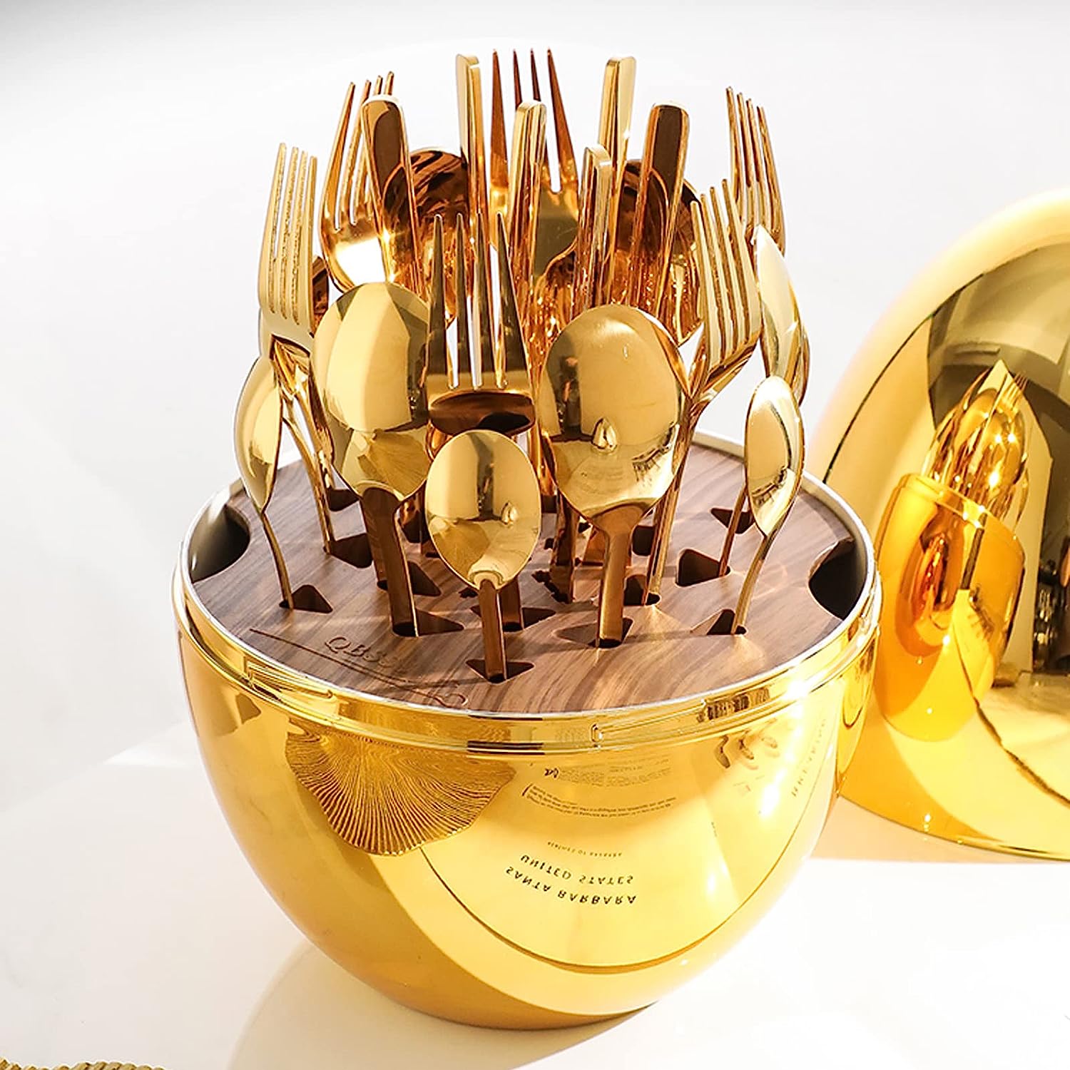 Ouabahas™ - LuxeNoyer – Les Couverts de Prestige pour des Repas Inoubliables