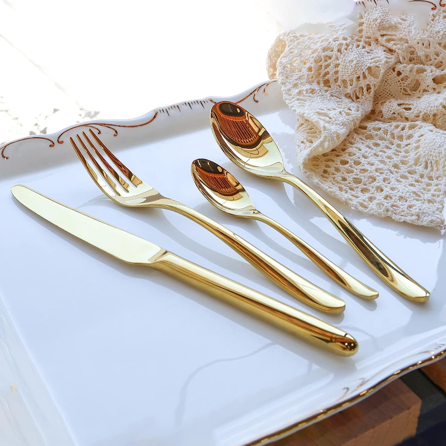 Ouabahas™ - LuxeNoyer – Les Couverts de Prestige pour des Repas Inoubliables
