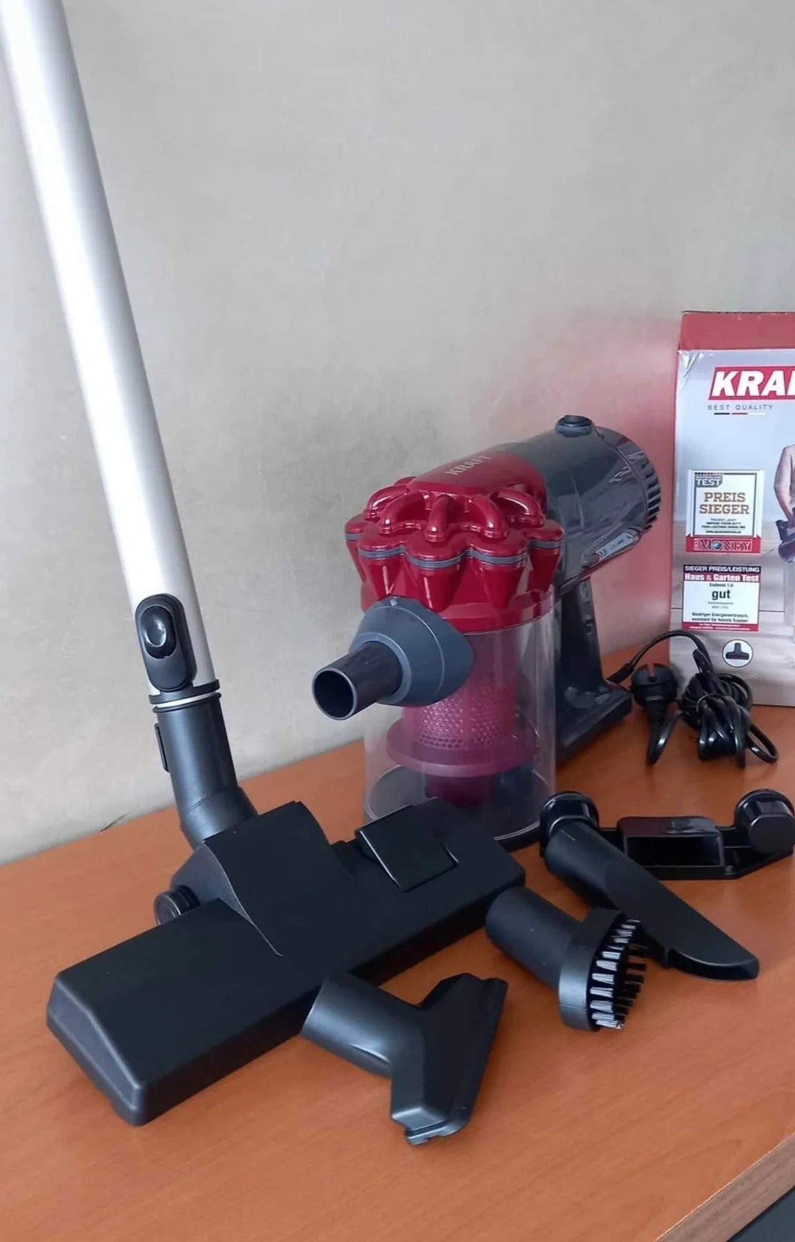 PowerClean™ 4-en-1 : L’aspirateur ultra-performant pour un nettoyage sans effort ! 🌀✨