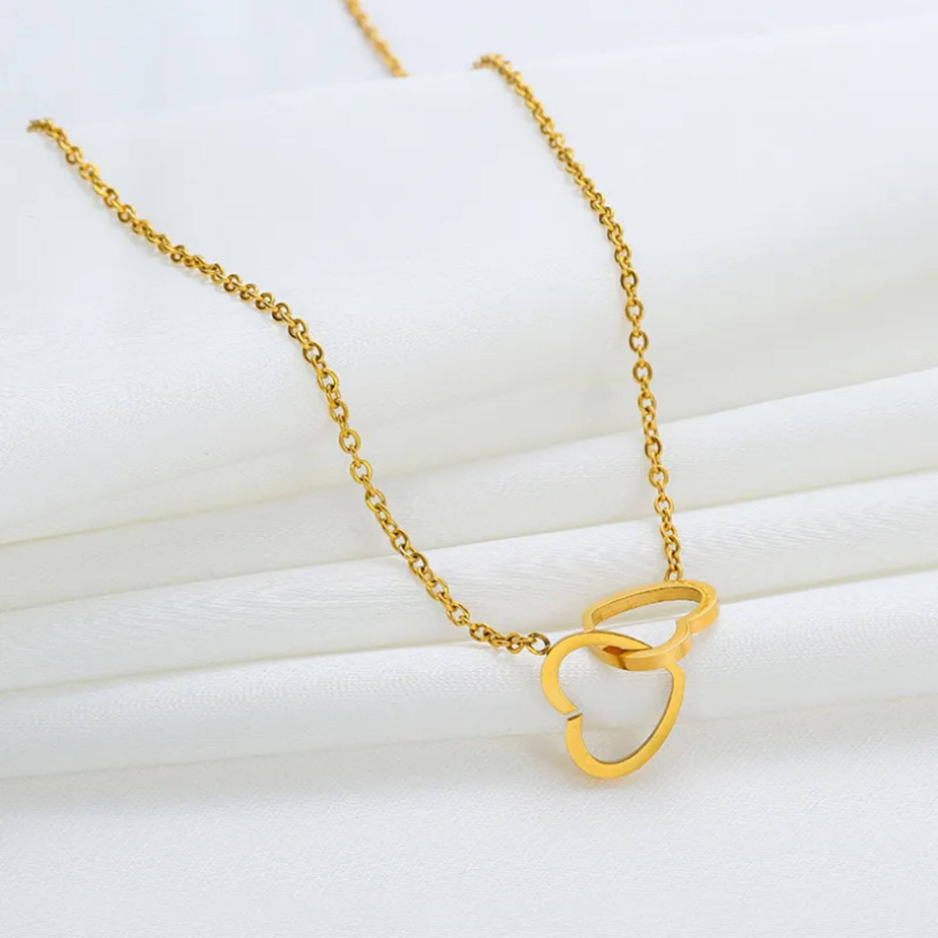 Oubahas™ - Infinity Love Necklace : Éternellement Unis : Le Collier Cœurs Entrelacés