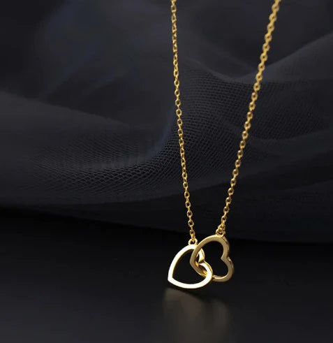 Oubahas™ - Infinity Love Necklace : Éternellement Unis : Le Collier Cœurs Entrelacés