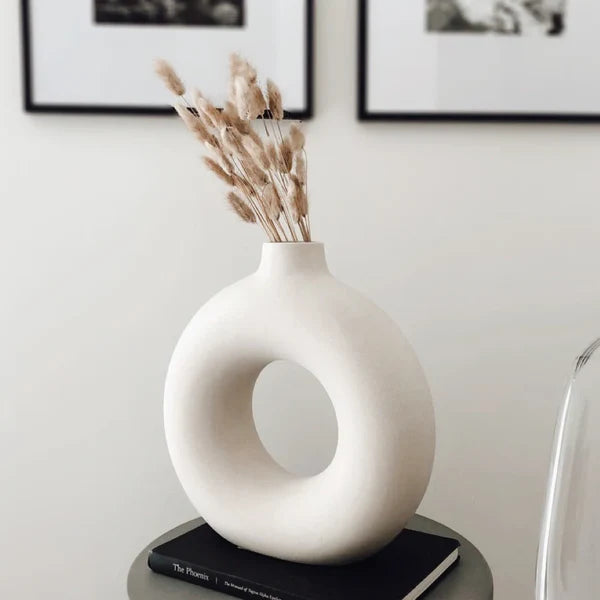 Ouabahas™ - AuraDonut : Le Vase Sculptural qui Sublime Votre Décor